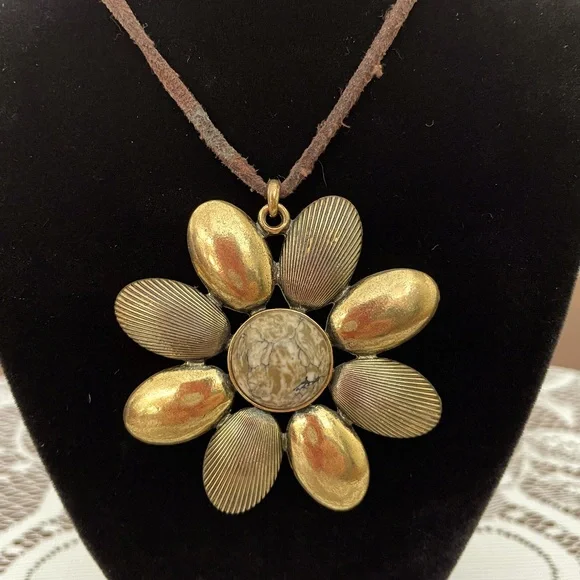 Brass “Daisy” Necklace - Picture 2 of 2